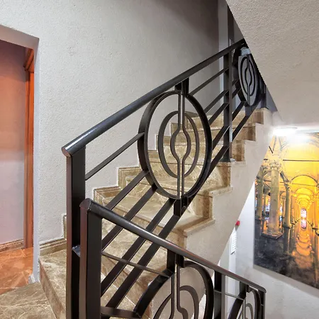 Aparthotel Ardilas 4*