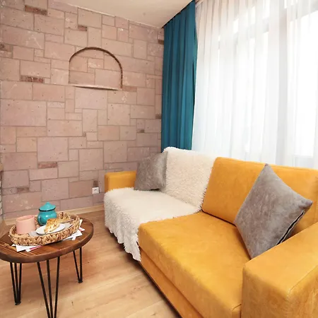 Ardilas Hotel apartamentowy 4*